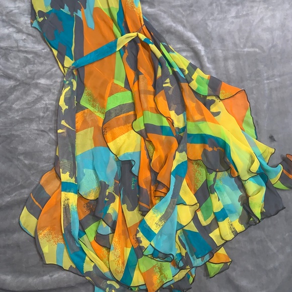 Multi Color dress - Picture 2 of 4